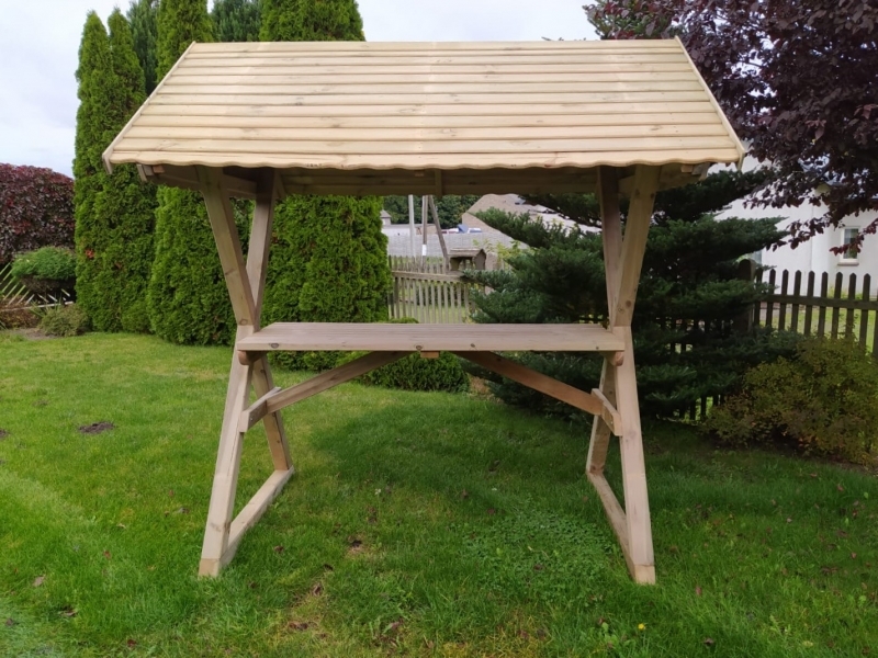 Stehtisch für Garten selbst gebaut  Bierhalter für Garten aus einer  Mistgabel gebaut 